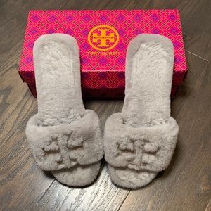 Tory Burch -fluffy slides Size 8